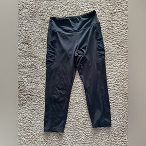 Black Capri leggings